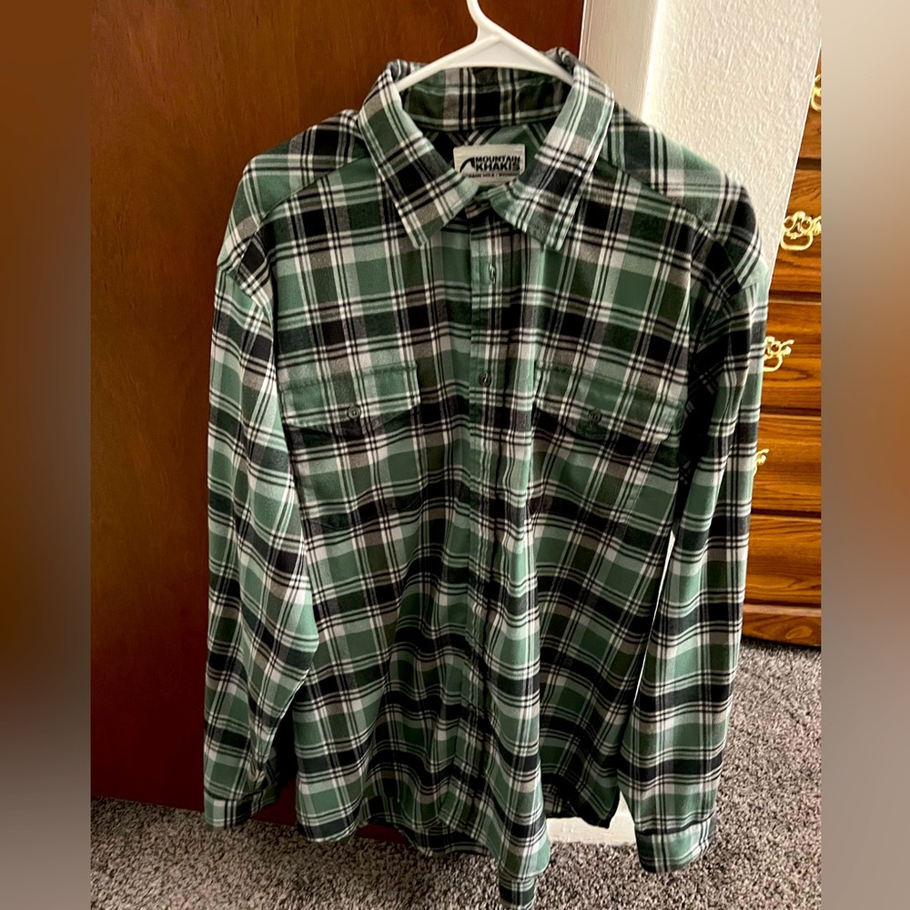 Men’s Mountain Khakis button down